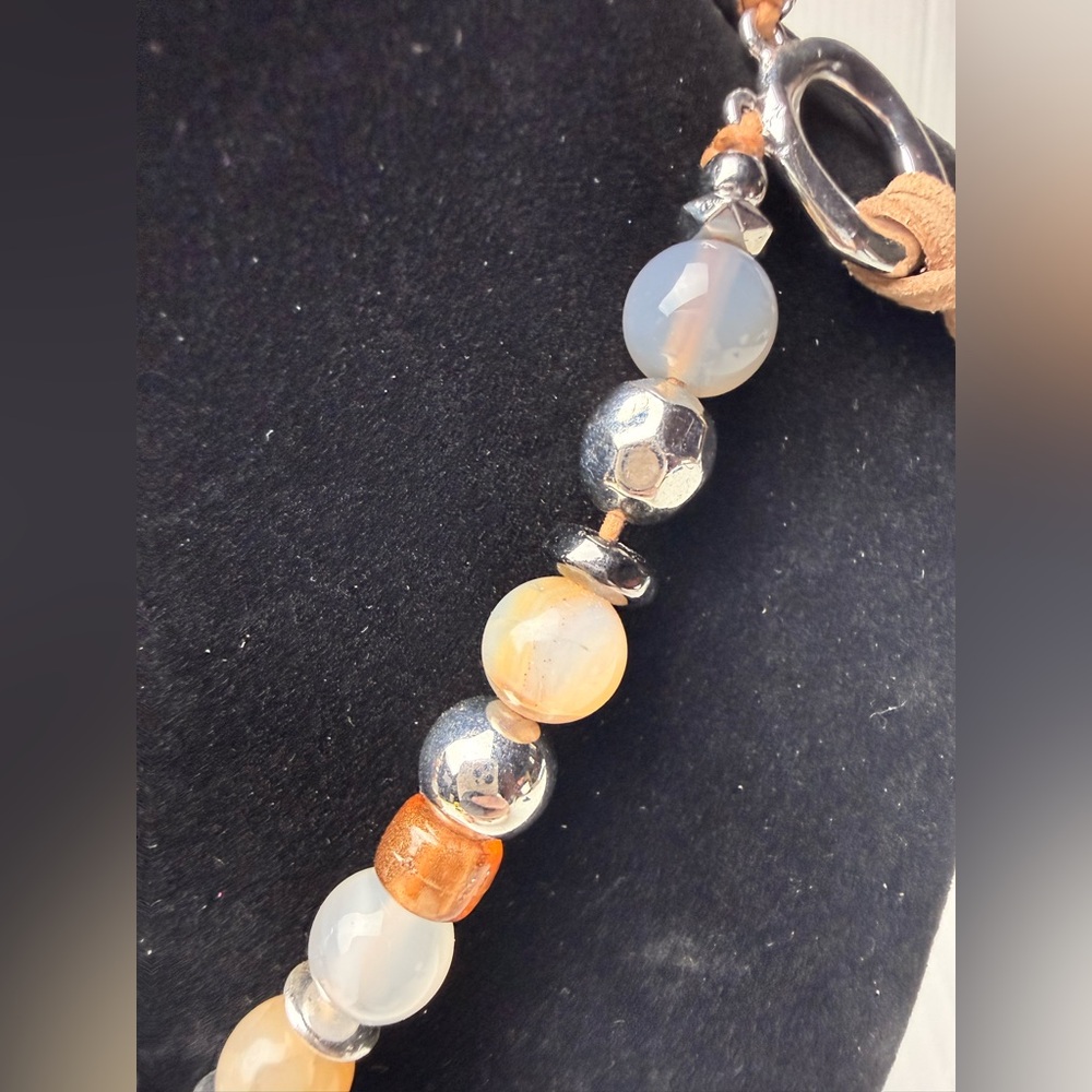 Hammered Silver Tone Teardrop Pendant Bohemian Artisan Handmade Necklace Beaded - Picture 3 of 8